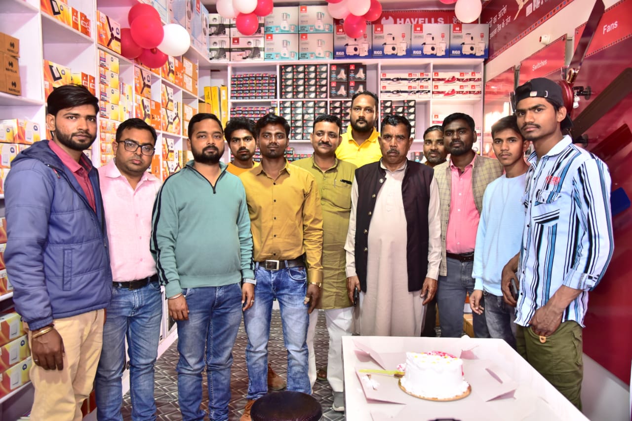 अनस इलेक्ट्रॉनिक ने वितरण किया बिधुत उपकरण।