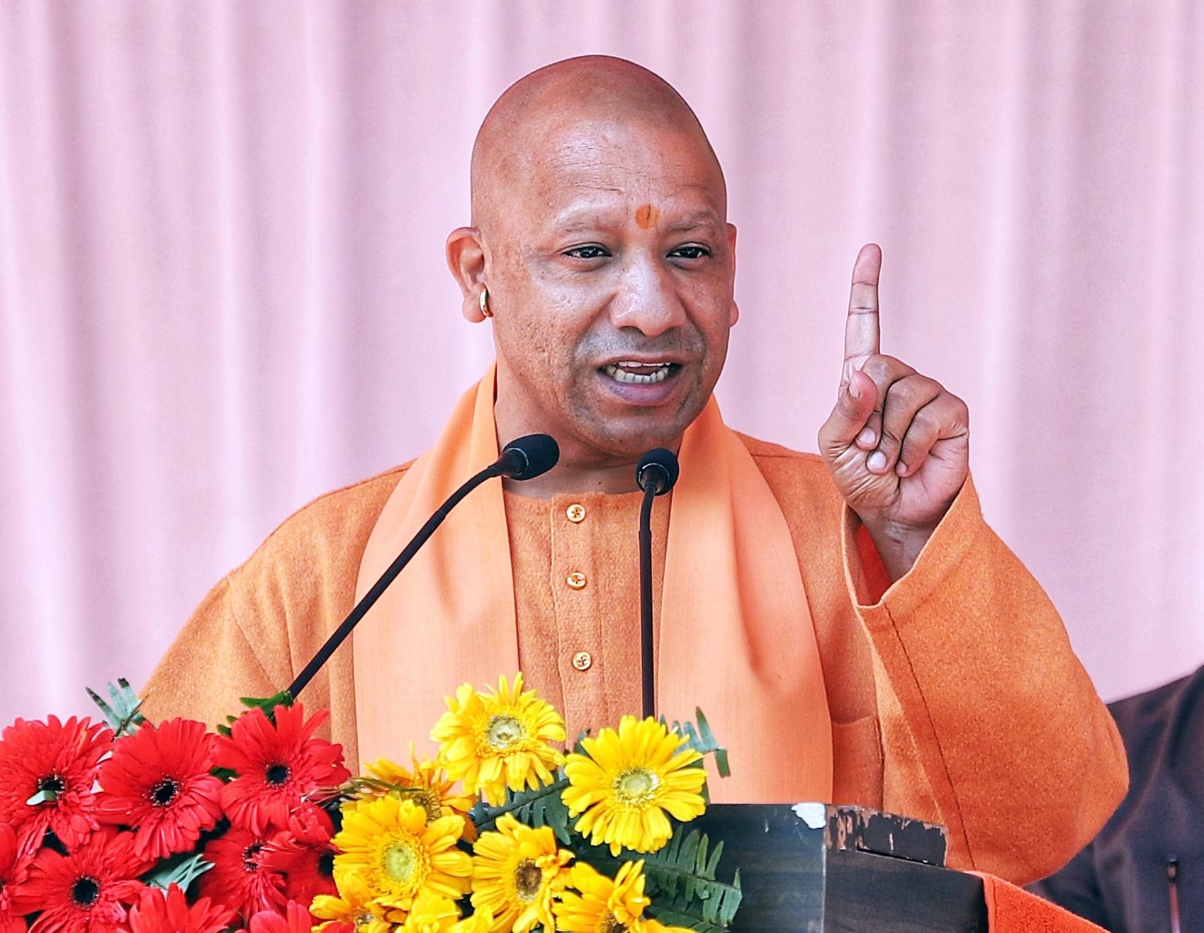 योगी सरकार ने रक्षाबंधन पर महिलाओं को दिया खास तोहफा  
