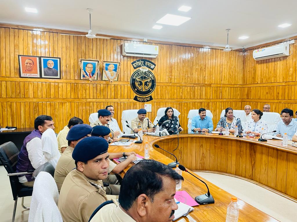 डीएम की अध्यक्षता में तहसील मिहींपुरवा में सम्पन्न हुआ सम्पूर्ण समाधान दिवस।