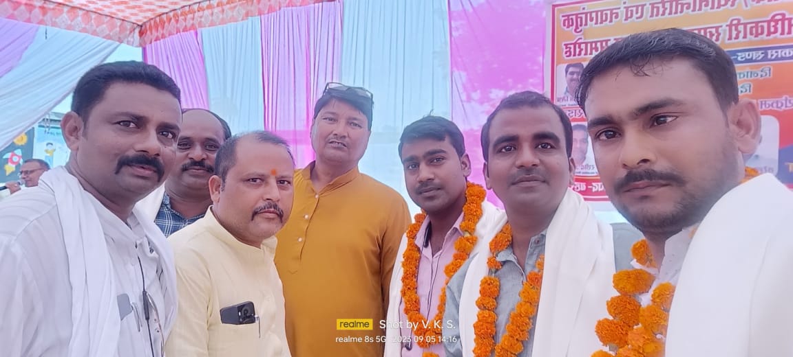 शिक्षक के बदौलत ही संभव है सभ्य समाज का निर्माण:  ब्लाक प्रमुख रणवीर सिंह मुन्ना। 