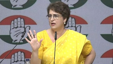 महिला आरक्षण नहीं, परिसीमन की बात थी, BJP पर भड़कीं प्रियंका गांधी