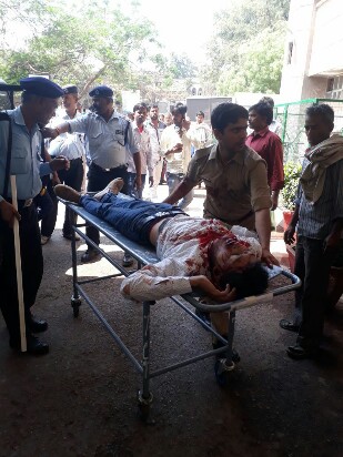 पत्नी ने पति को उतारा. मौत के घाट कुल्हाड़ी से किया गर्दन पर वार 