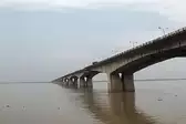 खतरे के निशान से ऊपर यमुना, गंगा में बढ़ा जलस्तर