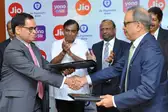 SBI के कस्टमर हैं तो जानें Jio ऐप से कैसे पहुंचेगा आपको फायदा 