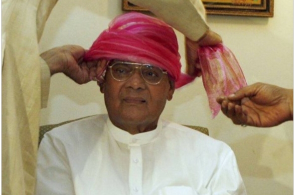 पूर्व प्रधानमंत्री और भारत रत्न अटल बिहारी वाजपेयी का लंबी बीमारी के बाद आज 94 साल की उम्र में निधन 
