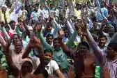 बेहाल हैं यूपी के 1.7 लाख शिक्षामित्र, 700 की जा चुकी है जान