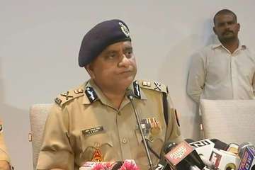 DGP का ट्वीट, कहा- पुलिसकर्मियों को ट्रेनिंग की जरूरत