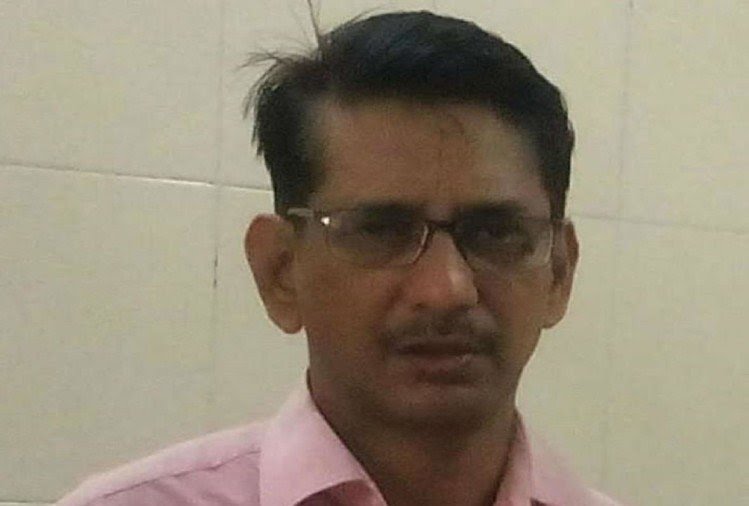 एसडीएम हेमेंद्र कुमार ने सरकारी आवास में खुद को गोली मारकर की खुदकुशी