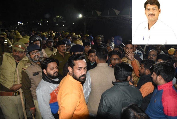लखनऊ में भाजपा नेता की चाकुओं से गोदकर हत्‍या