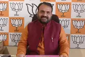 नमाज मामले में BJP ने किया नोएडा पुलिस का समर्थन