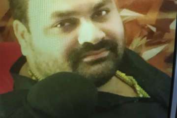 कपड़ा व्यापारी को गोलियों से भूना