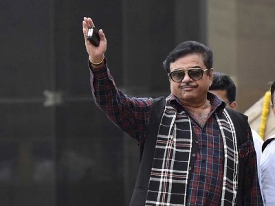आज कांग्रेस में शामिल होंगे शत्रुघन सिन्हा