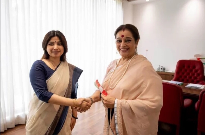 शत्रुघ्न सिन्हा की पत्नी पूनम सिन्हा सपा में शामिल, लखनऊ से लड़ेंगी चुनाव