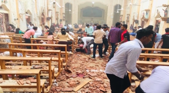 श्रीलंका की राजधानी कोलंबो में सीरियल ब्लास्ट, 3 चर्च और 3 होटल में हुए धमाकों में अबतक 100 की मौत