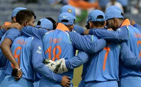 वनडे सीरीज के पहले मुकाबले में भारत ने ऑस्ट्रेलिया को जीत के लिए 282 रनों का टारगेट दिया