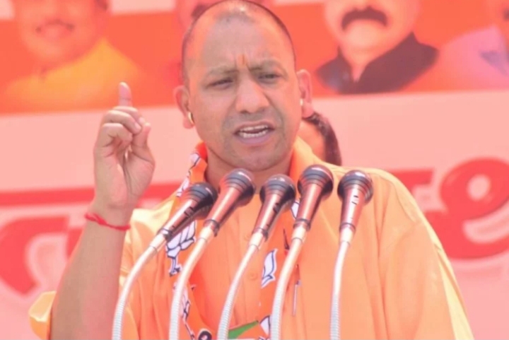 सीएम योगी ने 600 भ्रष्ट अधिकारियों के खिलाफ की कार्रवाई, 200 से ज्यादा जबरन रिटायर किए