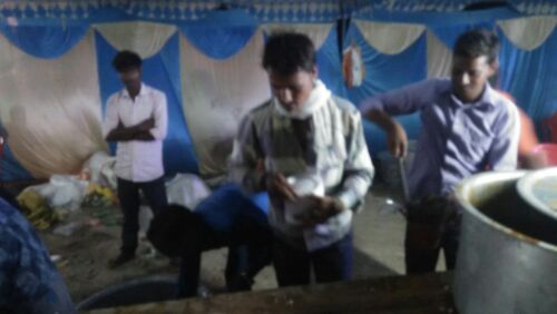 महन्त जागेश्वर पुरी कावंरिया समिति नंदवल द्वारा किया गया भंडारा* घाघरा घाट पर किया भण्डारे का आयोजन। रिपोर्ट :- पंकज सिंह।