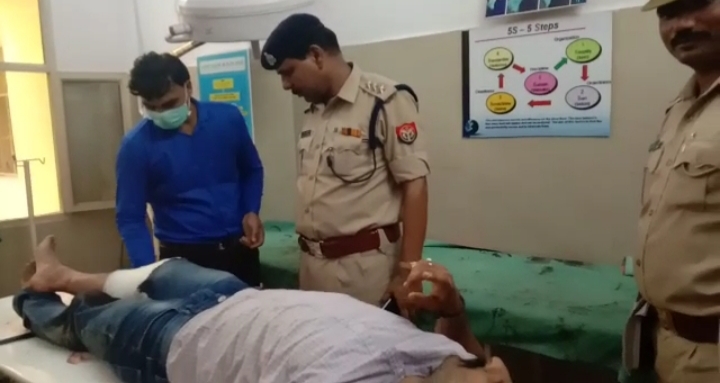 वृंदावन पुलिस ने 50 हजार रु के इनामी बदमाश उमेश पाठक को मुटभेड के बाद गिरफ्तार किया