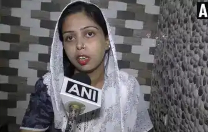 बीजेपी का सदस्यता अभियान चला रही थी. इसी बात से नाराज हमलावरों ने मोहसीन के पति पर हमला कर दिया
