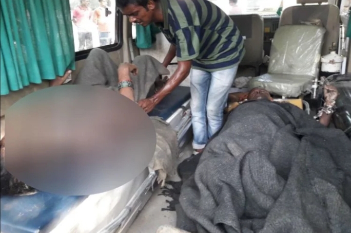 किसी ने नहीं सुनी फरियाद तो कोतवाली में दंपती ने खुद को लगाई आग