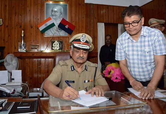 बीएचयू की घटना के बाद प्रदेश के डीजीपी सुलखान सिंह ने प्रदेश के सभी विश्वविद्यालयों के लिए निर्देश जारी किए हैं.